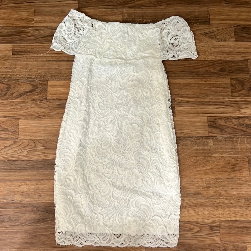 Never worn. Size xs
